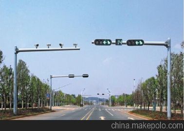 Trung Quốc 6m Single Bracket Galvanized Traffic Street Light Pole 3mm Steel Plate Thickness nhà cung cấp