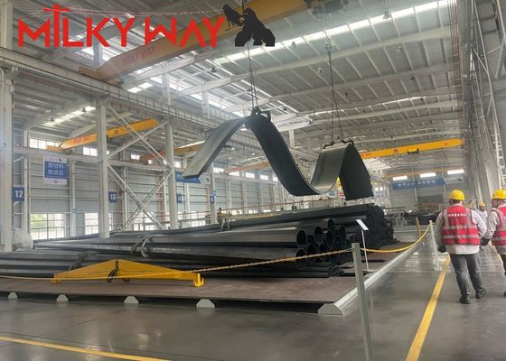 Cực thép mạ kẽm nóng 8m 9m cho cột chiếu sáng đường phố cho Châu Phi