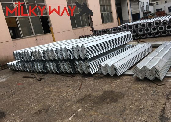 Cực thép mạ kẽm nóng 8m 9m cho cột chiếu sáng đường phố cho Châu Phi