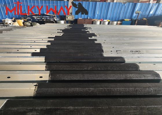 11m 3,8mm 7,2mm 80-100 microm trung bình mạ kẽm cho cột thép mạ kẽm bền
