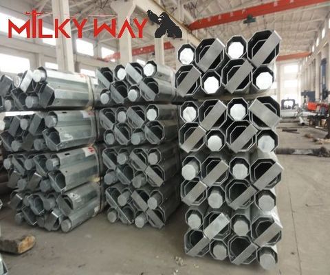 Đường cột điện bằng thép galvanized nóng với FRP 3.8mm 7.2mm Độ dày 9m 11m Chiều dài Malaysia tiêu chuẩn