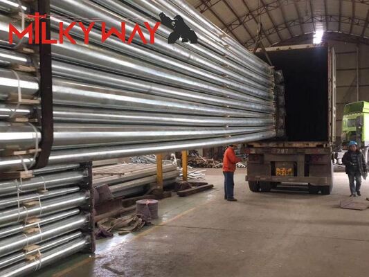 Cột đèn ngoài trời mạ kẽm cao 10m Cột đèn đường cao tốc