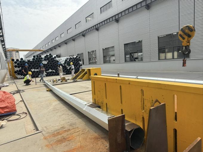 80FT 90FT 138KV Thép kẽm cột điện cho phân phối điện 1